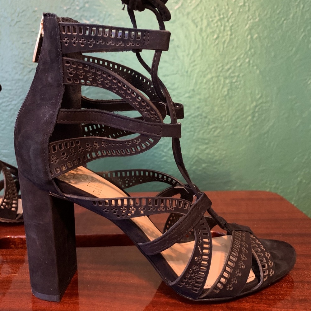 VINCE CAMUTO Lace Up Block Heel